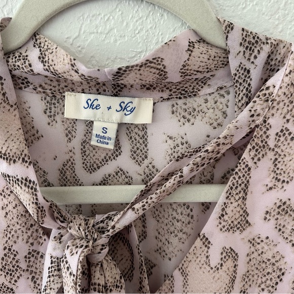 She + Sky Long Sleeve Dress - Picture 4 of 4